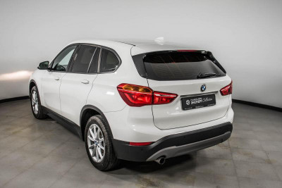 BMW X1 18i sDrive 1.5 AT (136 л.с.) Base