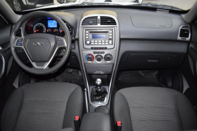 Chery Tiggo 1.6 MT (126 л. с.)