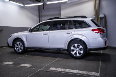 Subaru Outback 2.5 CVT AWD (167 л. с.)