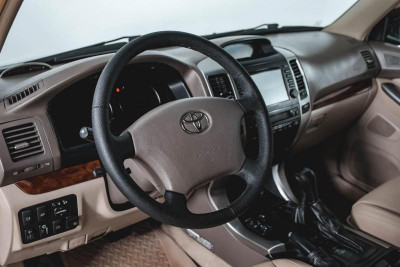 Toyota Land Cruiser Prado 4.0 AT (249 л.с.) 4WD