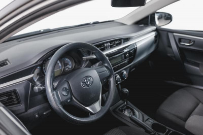 Toyota Corolla 1.6 CVT (122 л. с.)