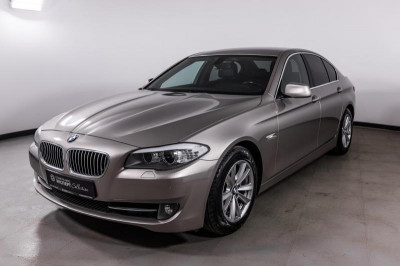 BMW 5 серия 528i AT (245 л. с.)