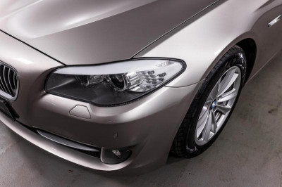 BMW 5 серия 528i AT (245 л. с.)