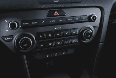 Kia Sportage 2.0 AT (150 л. с.) Luxe