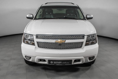 Chevrolet Tahoe 5.3 AT (325 л. с.)