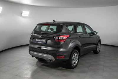 Ford Kuga 2.5 AT (150 л. с.)