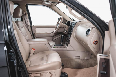 Ford Explorer 4.0 AT (212 л.с.) 4WD