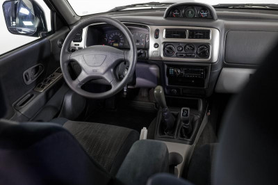 Mitsubishi Pajero Sport 2.5 TD MT (99 л. с.)