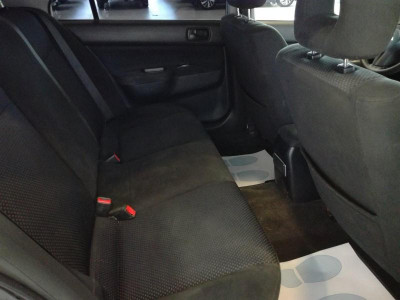 Mitsubishi Lancer 1.6 MT (98 л.с.)