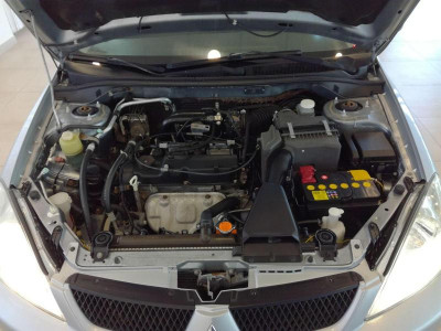 Mitsubishi Lancer 1.6 MT (98 л.с.)
