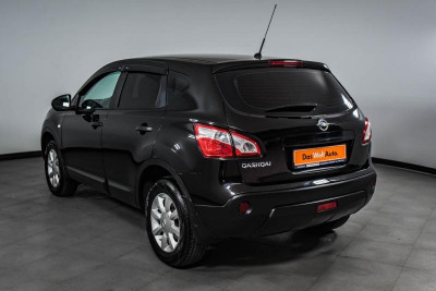 Nissan Qashqai 1.6 MT (114 л. с.)