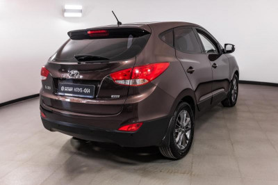 Hyundai ix35 2.0 AT 4WD (150 л. с.)