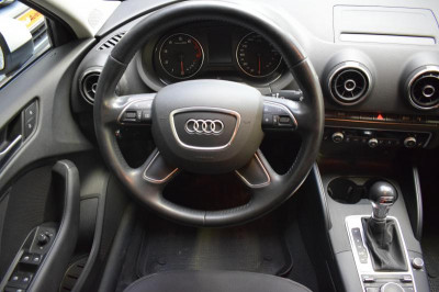 Audi A3 1.4 TFSI S tronic (125 л. с.)