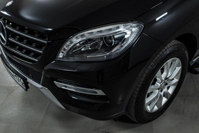 Mercedes-Benz M-Класс ML 300 BlueEfficiency 7G-Tronic Plus 4Matic (249 л. с.)