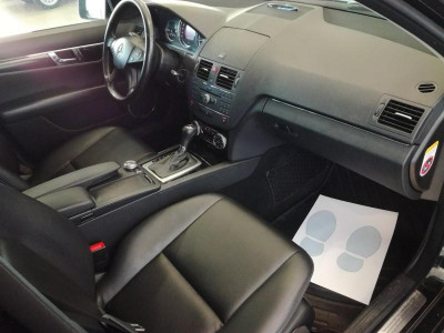 Mercedes-Benz C-Класс C 200 CGI BlueEFFICIENCY AT (184 л. с.)