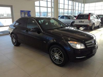 Mercedes-Benz C-Класс C 200 CGI BlueEFFICIENCY AT (184 л. с.)