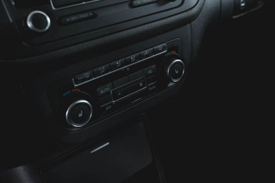 Volkswagen Golf 1.2 TSI MT (105 л. с.)