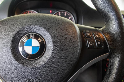 BMW 3 серия 320i AT (156 л.с.)