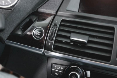 BMW X5 xDrive35i Steptronic (306 л. с.)