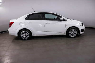 Chevrolet Aveo 1.6 MT (106 л. с.)