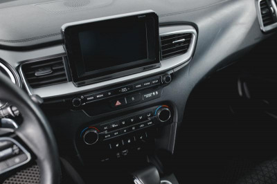 Kia Ceed 1.4 T-GDI DCT (140 л.с.)