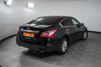 Nissan Teana 2.5 Xtronic (173 л. с.)