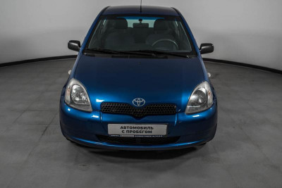 Toyota Yaris 1.0 MT (68 л. с.)