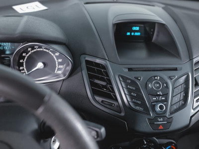 Ford Fiesta Седан 1.6 AT (105 л. с.)