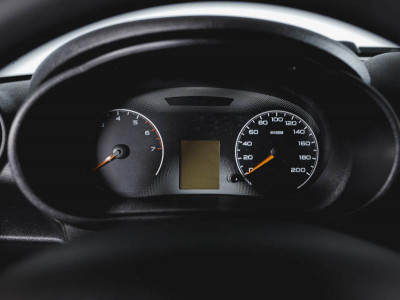 LADA Granta седан 1.6 MT 16кл (98 л. с.)