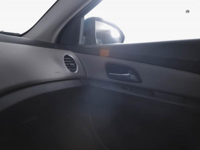 Chevrolet Cruze 1.6 MT (109 л. с.)
