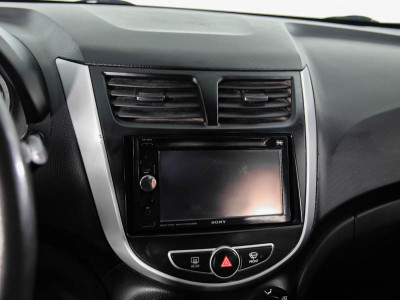 Hyundai Solaris 1.4 AT (107 л. с.)