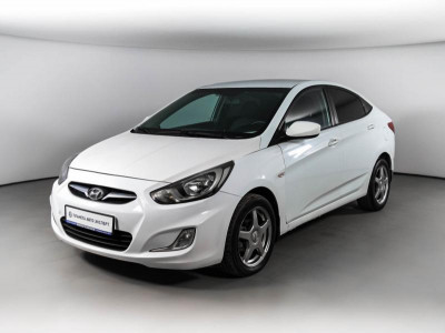 Hyundai Solaris 1.4 AT (107 л. с.)