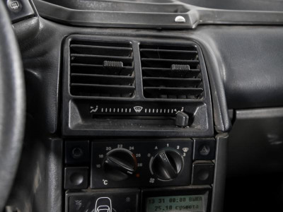 LADA 2112 1.5 MT (92 л. с.)