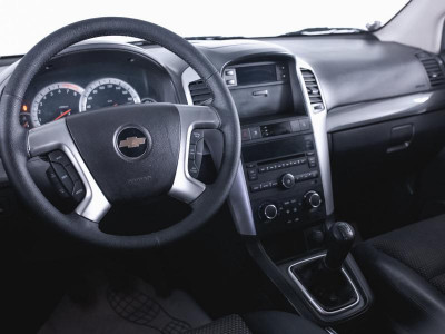 Chevrolet Captiva 2.4 LPG MT 7 мест (136 л. с.)
