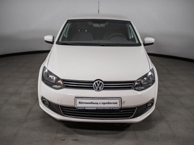 Volkswagen Polo 1.6 MT (105 л. с.)