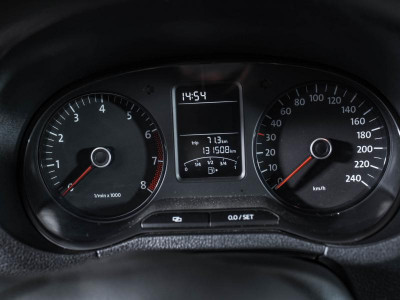 Volkswagen Polo 1.2 MT (70 л. с.)