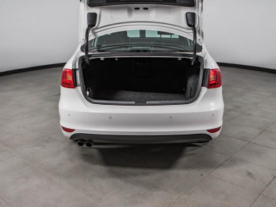 Volkswagen Jetta 1.4 TSI MT (122 л. с.)