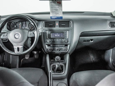 Volkswagen Jetta 1.4 TSI MT (122 л. с.)