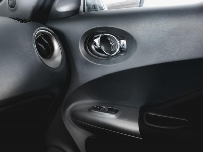 Nissan Juke 1.6 MT (117 л. с.)