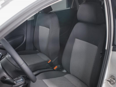Volkswagen Polo 1.6 Tiptronic (105 л. с.)