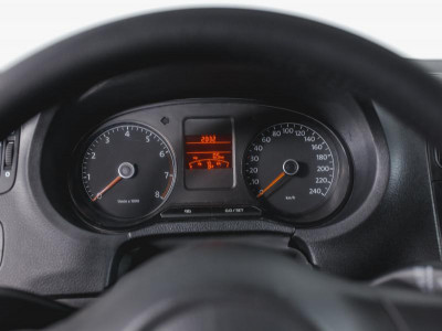Volkswagen Polo 1.6 Tiptronic (105 л. с.)