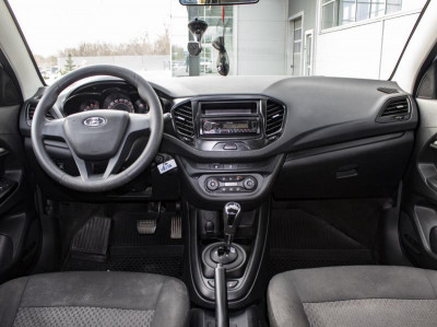 LADA Vesta 1.6 AMT (106 л. с.)