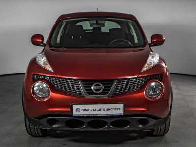 Nissan Juke 1.6 MT (94 л. с.)