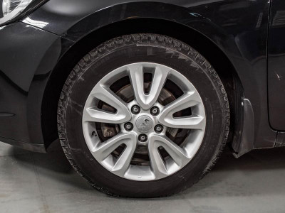 Kia Ceed 1.6 MT (129 л. с.)