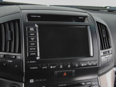 Toyota Land Cruiser 4.5 TD 4WD AT (235 л. с.)