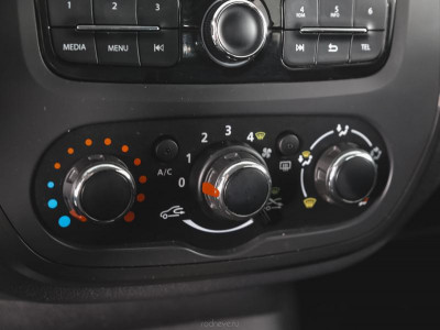 Renault Kaptur 1.6 X-tronic (114 л. с.)