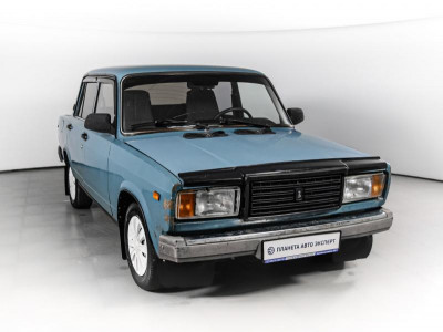 LADA 2107 1.6 MT (75 л. с.)