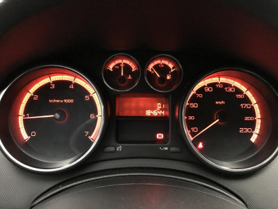 Peugeot 308 1.6 VTi MT (120 л. с.)