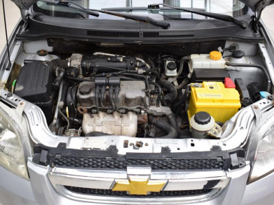 Chevrolet Aveo 1.2 MT (72 л. с.)