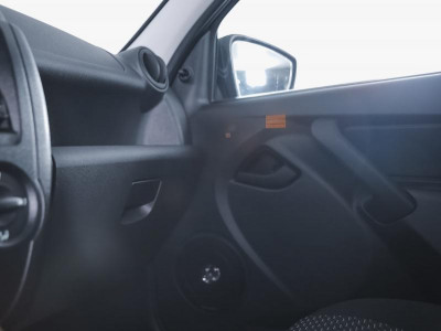 LADA Granta седан 1.6 MT 8кл (87 л. с.)